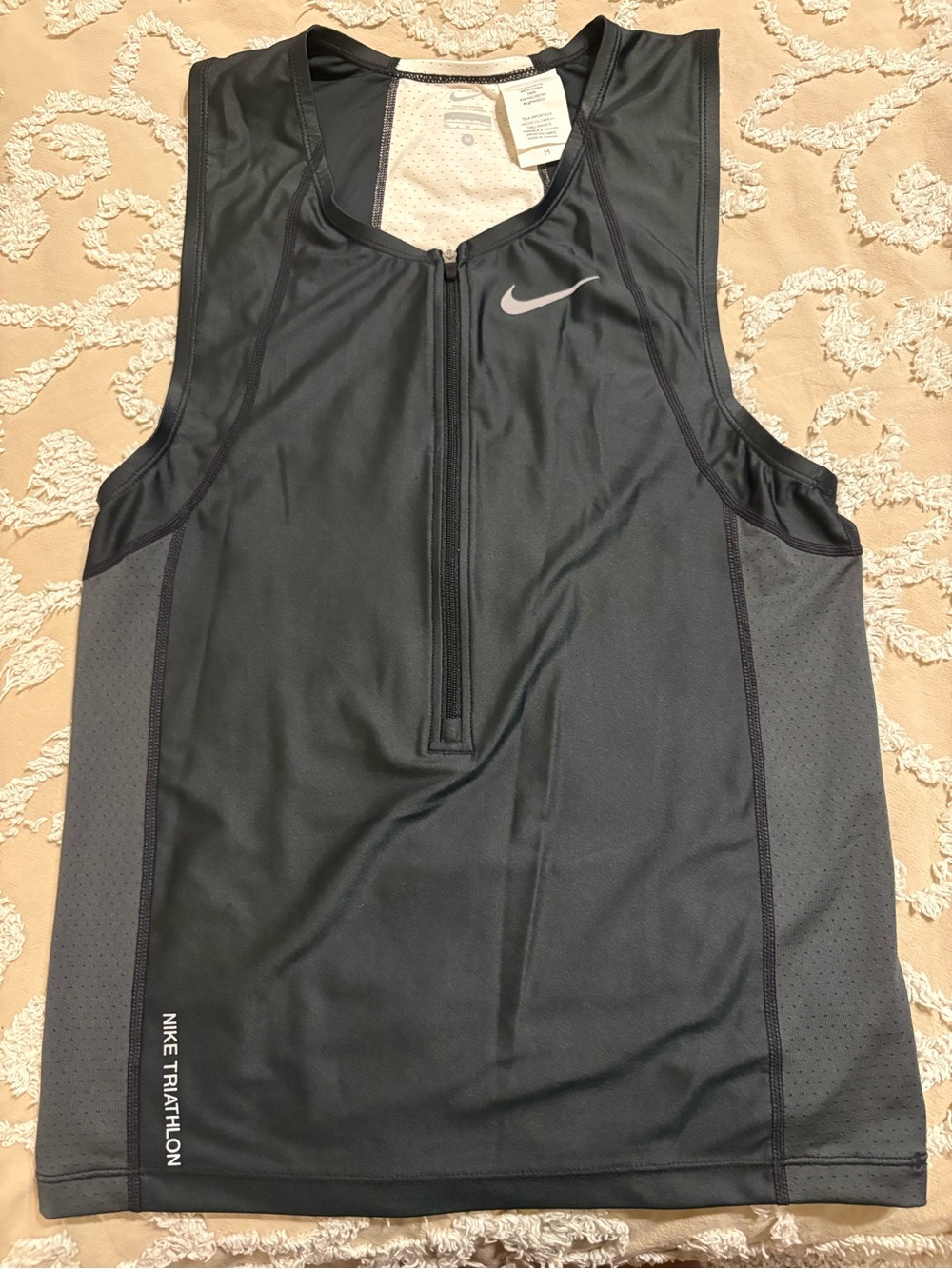 **Nike Triathlon** Black/Grey/White Sleeveless Zip Top Size Medium